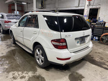 Load image into Gallery viewer, Front Bumper Mercedes-Benz ML350 2009 - 1348621
