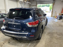 Load image into Gallery viewer, INTERIOR REAR VIEW MIRROR Altima Versa JX35 Titan Sentra 07 08 09 10 - 13 - 1350276

