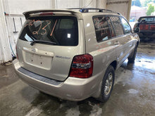 Load image into Gallery viewer, AIR CLEANER BOX Highlander 2004 04 2005 05 2006 06 2007 07 - 1349558
