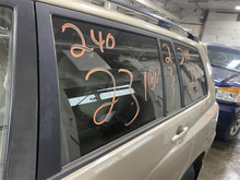 Load image into Gallery viewer, FRONT INTERIOR DOOR TRIM PANEL Toyota Highlander 2007 07 - 1349614
