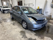 Load image into Gallery viewer, QUARTER GLASS Toyota Prius 2004 04 05 06 07 - 09 Left - 1350940

