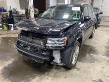 Load image into Gallery viewer, Plastic Engine Cover Volkswagen Atlas 2019 - 1350773
