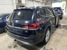 Load image into Gallery viewer, FRONT INTERIOR DOOR TRIM PANEL Volkswagen Atlas 2019 19 - 1350803
