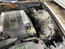 Load image into Gallery viewer, FRONT DOOR BMW 750i 740i 1997 97 1998 98 1999 99 00 01 Left - 1351266
