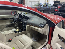 Load image into Gallery viewer, REAR QUARTER GLASS E250 Van E250D E300 E350 E400 E550 E63 10-16 Left - 1352152
