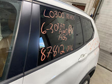 Load image into Gallery viewer, TRANSFER CASE BMW X3 X4 X5 X6 12 13 14 15 16 - 1352201
