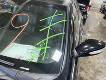 Load image into Gallery viewer, GLOVE BOX DOOR Hyundai Sonata 2012 12 - 1352561
