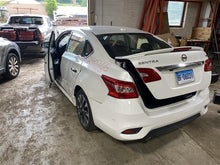 Load image into Gallery viewer, FRONT SPINDLE KNUCKLE Juke Leaf NV200 Sentra 2011-2017 Left - 1353490
