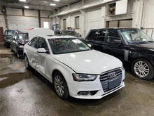 Load image into Gallery viewer, AIR CLEANER BOX Audi A4 A5 Allroad Q5 12 13 14 15 16 - 1355092

