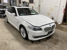 Load image into Gallery viewer, FRONT INTERIOR DOOR TRIM PANEL BMW Active 5 2013 13 - 1355634
