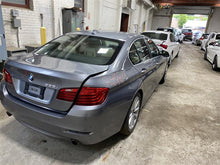 Load image into Gallery viewer, RADIATOR OVERFLOW BOTTLE 535i 535i Gt 640I 740i 740il Active 5 10-17 - 1355682
