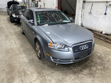 Load image into Gallery viewer, HEADLIGHT LAMP ASSEMBLY Audi A4 S4 05 06 07 08 09 Right - 1357636
