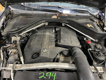 Load image into Gallery viewer, SUNROOF ASSEMBLY BMW X5 X5M 07 08 09 10 11 12 13 - 1356245
