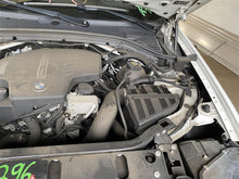 Load image into Gallery viewer, Quarter Panel Cut BMW X3 11 12 13 14 15 16 Right - 1356445
