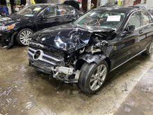 Load image into Gallery viewer, STEERING WHEEL Mercedes-Benz C300 C350 2015 15 - 1356629

