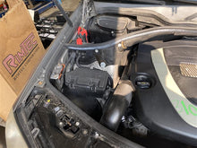 Load image into Gallery viewer, GLOVE BOX DOOR Mercedes-Benz ML320 ML350 2008 08 - 1358046

