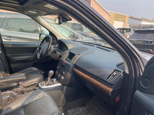 Load image into Gallery viewer, PLASTIC ENGINE COVER Land Rover LR2 2010 10 - 1358654
