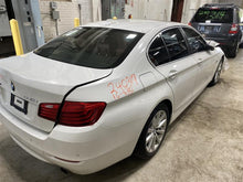 Load image into Gallery viewer, GLOVE BOX DOOR BMW 535i 2016 16 - 1359310
