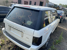 Load image into Gallery viewer, FUSE BOX Land Rover Range Rover 2010 10 2011 11 2012 12 - 1359635

