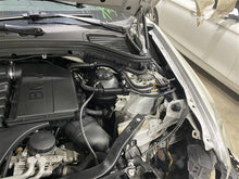 Load image into Gallery viewer, CONVERTIBLE TOP BMW X3 11 12 13 14 15 16 - 1358405
