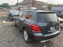 Load image into Gallery viewer, INTERIOR REAR VIEW MIRROR C230 C250 C300 C350 C63 GLK350 08-15 - 1359483
