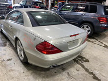 Load image into Gallery viewer, CARRIER ASSEMBLY S430 S500 S55 S600 SL500 SL55 SL600 03 04 - 1358841
