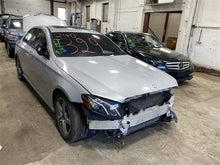 Load image into Gallery viewer, Crossmember / K-Frame Mercedes-Benz E300 2017 - 1360174
