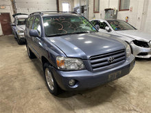 Load image into Gallery viewer, GAS FUEL FILLER LID DOOR Toyota Highlander 2006 06 - 1360355

