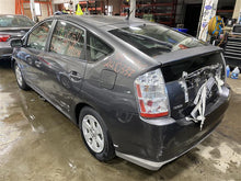 Load image into Gallery viewer, WIPER TRANSMISSION Toyota Prius 2004 04 05 06 07 - 1361089
