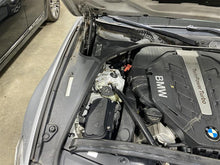 Load image into Gallery viewer, RADIATOR FAN ASSEMBLY 550i 550i Gt 650i 750 HYBRID 750i 750il 09-15 - 1361885
