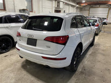 Load image into Gallery viewer, PLASTIC ENGINE COVER Audi Q5 2015 15 - 1361981
