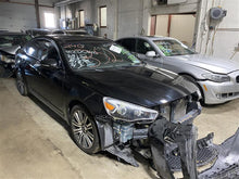 Load image into Gallery viewer, FRONT INTERIOR DOOR TRIM PANEL Kia Cadenza 2014 14 - 1362086
