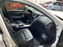 Load image into Gallery viewer, GLOVE BOX DOOR Infiniti Q50 2016 16 - 1362784
