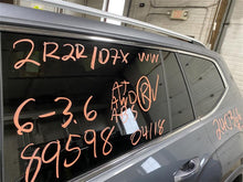 Load image into Gallery viewer, CENTER PILLAR CUT Volkswagen Atlas 18 19 20 21 22 Left - 1363907
