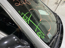 Load image into Gallery viewer, Quarter Panel Cut Hyundai Azera 2015 15 2016 16 2017 17 Right - 1363615
