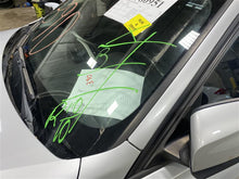 Load image into Gallery viewer, RADIATOR FAN ASSEMBLY BMW 228I 320i 12 13 14 15 16 - 1366689
