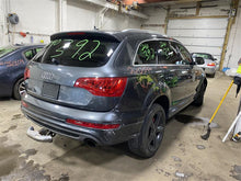 Load image into Gallery viewer, RADIATOR Audi Q7 09 10 11 12 13 14 15 - 1366313
