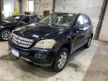 Load image into Gallery viewer, REAR DOOR GLASS ML320 ML350 ML450 ML500 ML550 ML63 06-11 Left - 1365856
