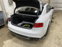 Load image into Gallery viewer, INDEPENDENT REAR SUSPENSION Audi S5 13 14 15 16 17 Right - 1367194
