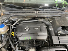 Load image into Gallery viewer, FRONT DOOR WINDOW REGULATOR POWER Jetta 2011-2018 Right - 1367470
