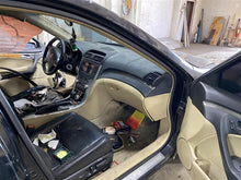 Load image into Gallery viewer, GRILLE Acura TL 2004 04 2005 05 2006 06 3.2L - 1367688
