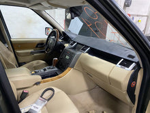 Load image into Gallery viewer, Air Bag LR3 LR4 Range Rover Sport 2005-2011 Left - 1368857
