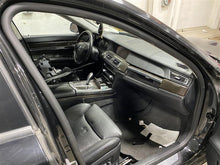 Load image into Gallery viewer, REAR STRUT SHOCK 740i 740il 750 HYBRID 750i 750il 750LI 09-12 Right - 1368941
