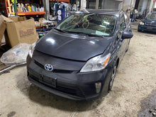 Load image into Gallery viewer, FRONT PASSENGER SEAT BELT &amp; RETRACTOR ONLY Prius Prius V 14-15 - 1369569
