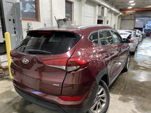 Load image into Gallery viewer, INTERIOR REAR VIEW MIRROR Accent Elantra Santa Fe Sonata Tucson 09-16 - 1370131

