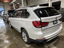 Load image into Gallery viewer, REAR BUMPER ASSEMBLY BMW X5 14 15 16 17 18 - 1370195
