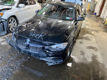 Load image into Gallery viewer, PLASTIC ENGINE COVER BMW 320i 328D 328i 2017 17 - 1370569
