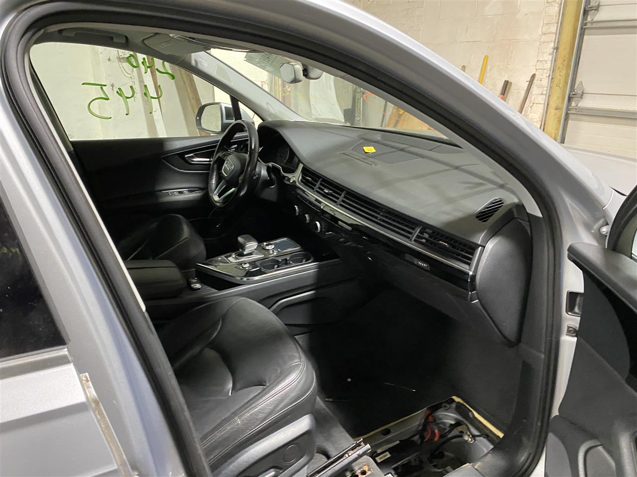 Air Bag Audi Q7 17 18 19 20 21 22 Right - 1370793 – Tom's Foreign