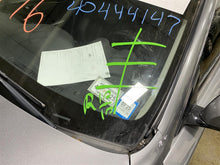 Load image into Gallery viewer, [INVENTORYCAR_YEAR_MAKE_MODEL] SPEEDOMETER CLUSTER - 1371646
