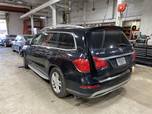 Load image into Gallery viewer, FRONT DOOR WINDOW SWITCH Gl350 Gl450 Gl550 GL63 AMG 13-16 Left - 1370988
